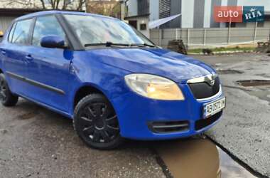 Хэтчбек Skoda Fabia 2009 в Виннице