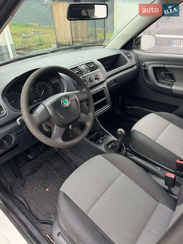 Хэтчбек Skoda Fabia 2012 в Виннице