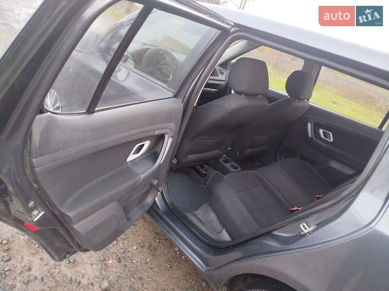 Хэтчбек Skoda Fabia 2009 в Первомайске фото 36 Хэтчбек Skoda Fabia 2009 в Первомайске