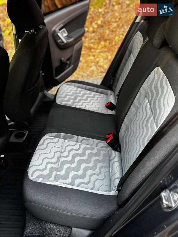 Универсал Skoda Fabia 2010 в Мукачево