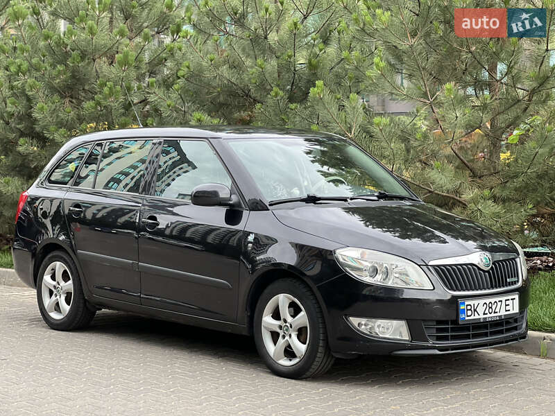 Универсал Skoda Fabia 2011 в Киеве