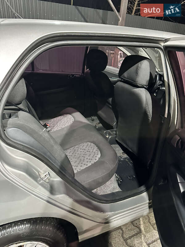 Хетчбек Skoda Fabia 2006 в Хмельницькому