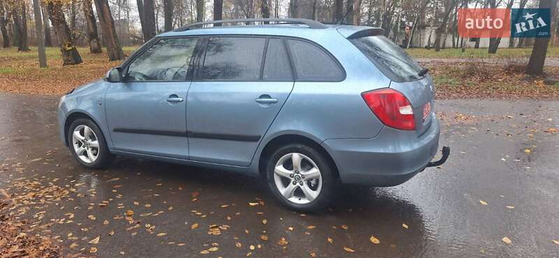 Универсал Skoda Fabia 2009 в Городище