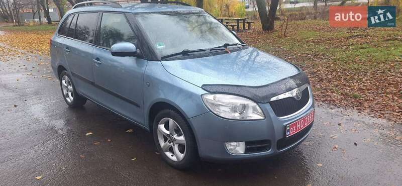 Универсал Skoda Fabia 2009 в Городище