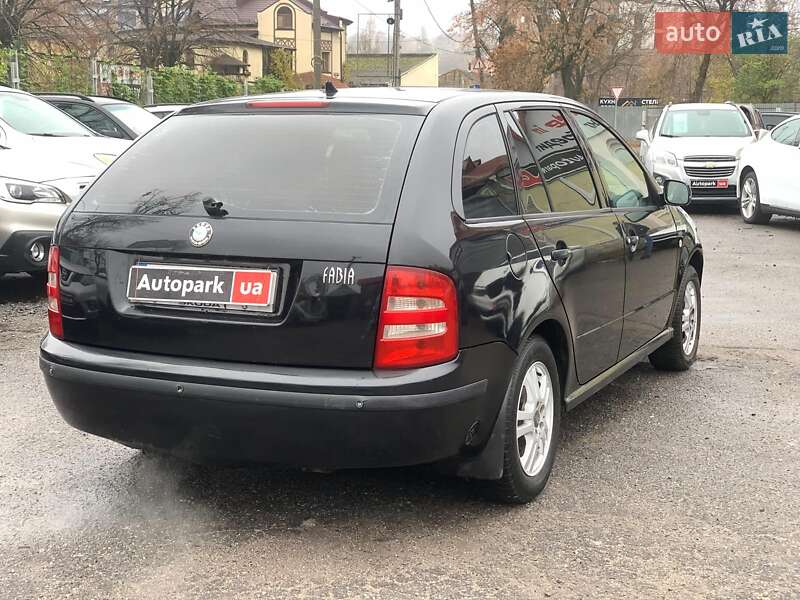 Універсал Skoda Fabia 2004 в Вінниці