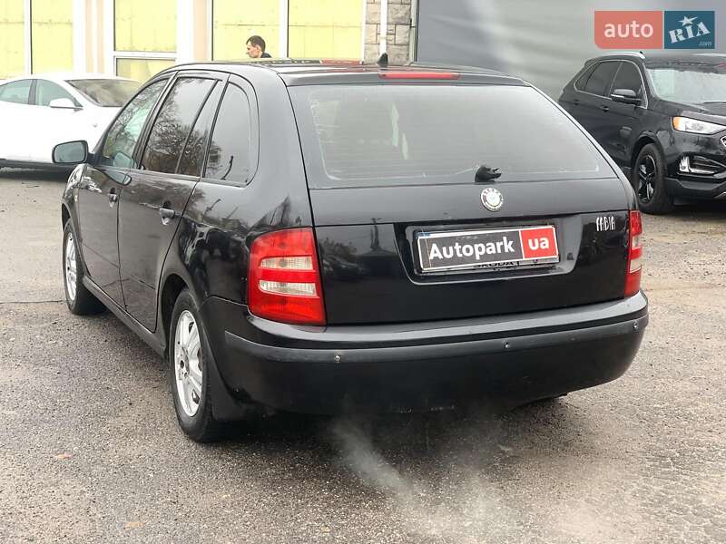 Універсал Skoda Fabia 2004 в Вінниці