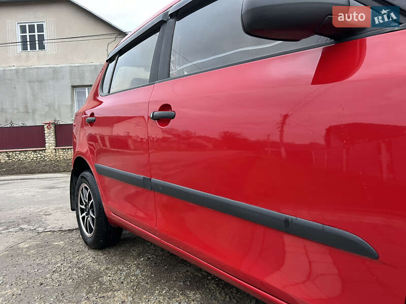 Хетчбек Skoda Fabia 2007 в Гусятині