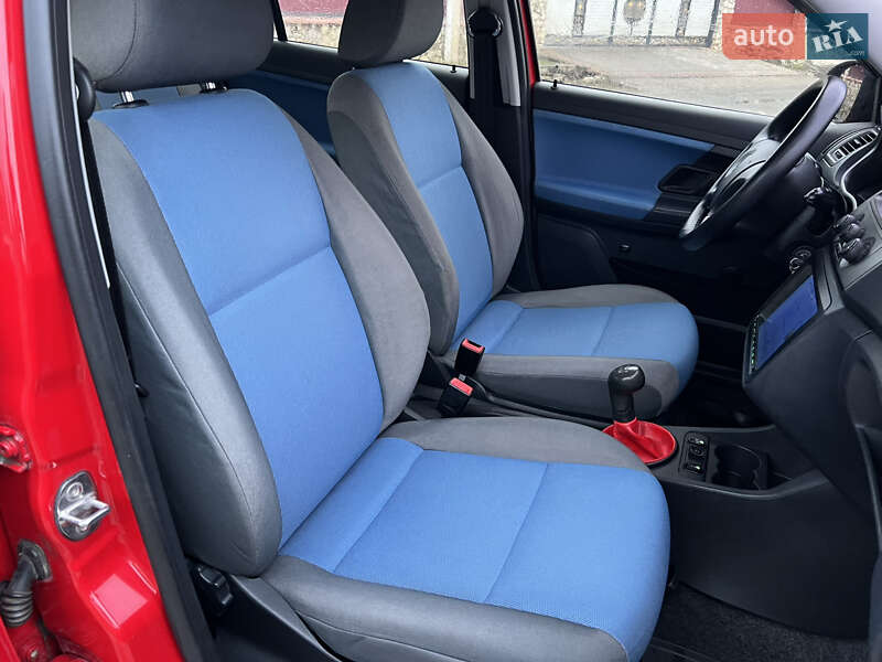 Хетчбек Skoda Fabia 2007 в Гусятині