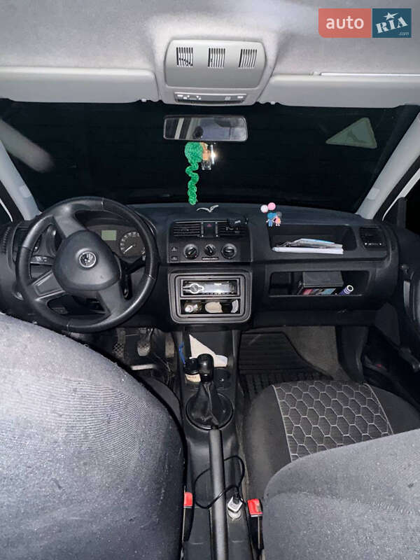 Хэтчбек Skoda Fabia 2014 в Кропивницком фото 5 Хэтчбек Skoda Fabia 2014 в Кропивницком