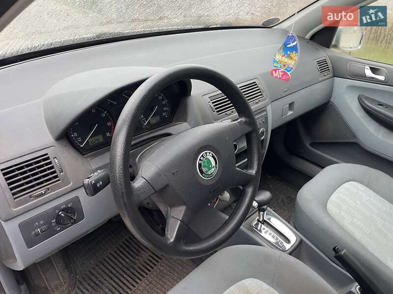 Хетчбек Skoda Fabia 2001 в Кропивницькому