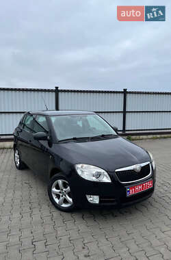 Хэтчбек Skoda Fabia 2009 в Луцке