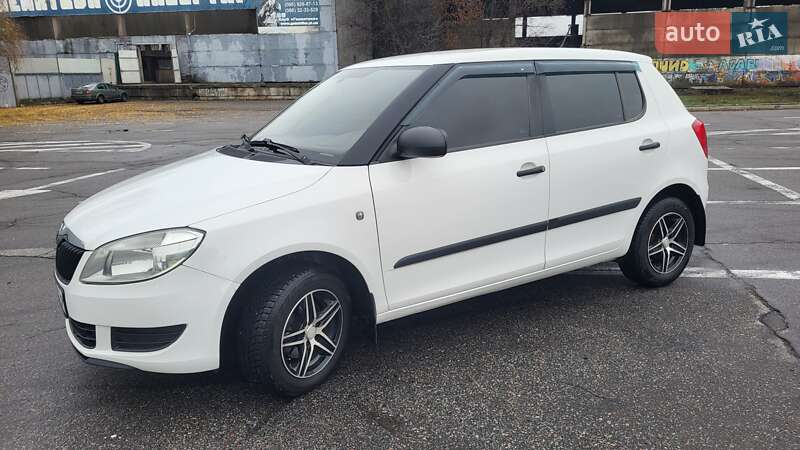 Хэтчбек Skoda Fabia 2012 в Полтаве