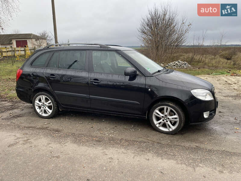 Универсал Skoda Fabia 2008 в Ахтырке фото 4 Универсал Skoda Fabia 2008 в Ахтырке