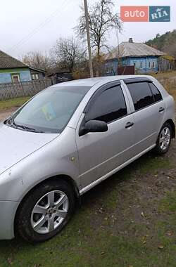Хетчбек Skoda Fabia 2002 в Свессе