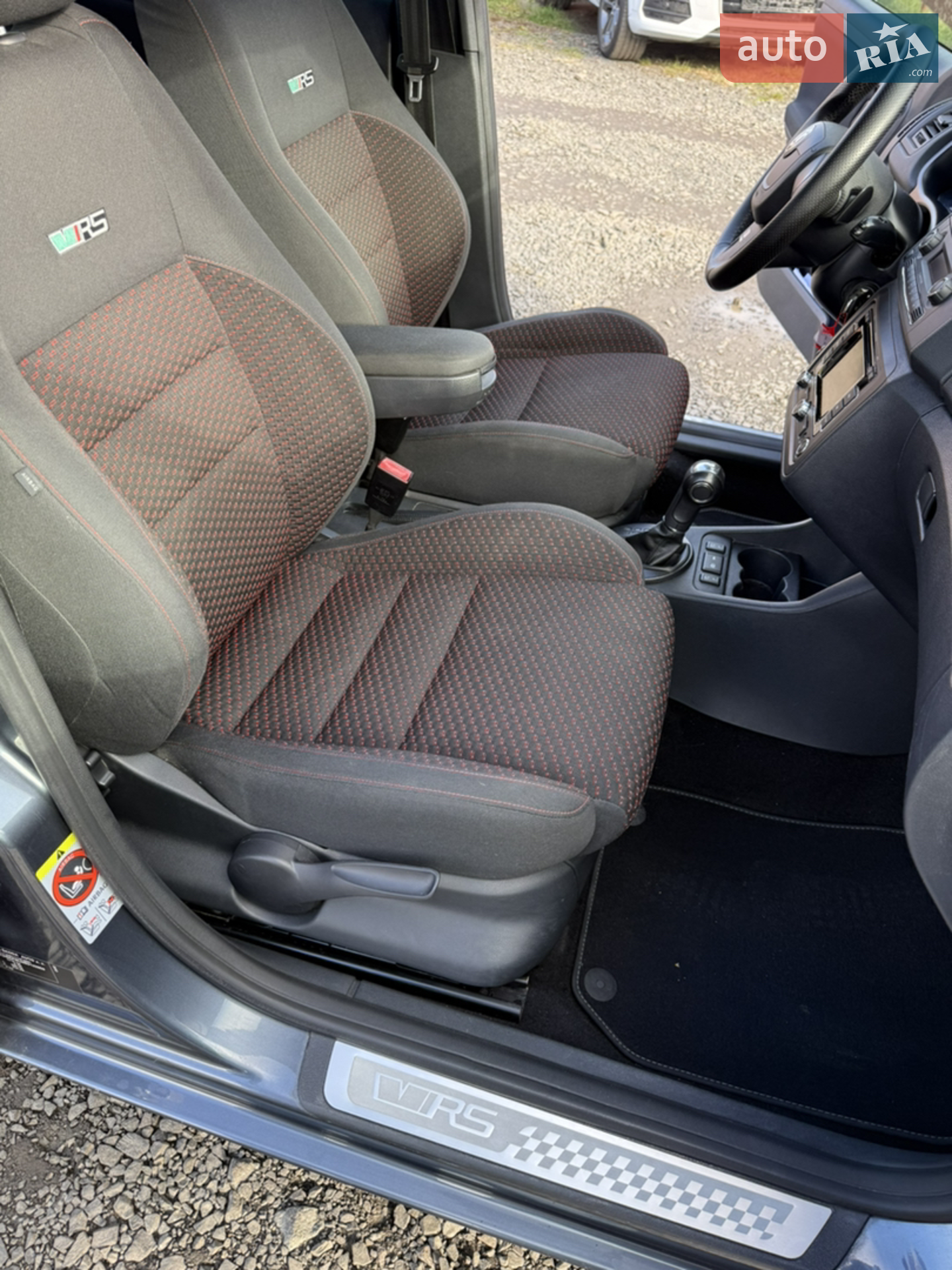 2011 Skoda Fabia - мініатюра 15