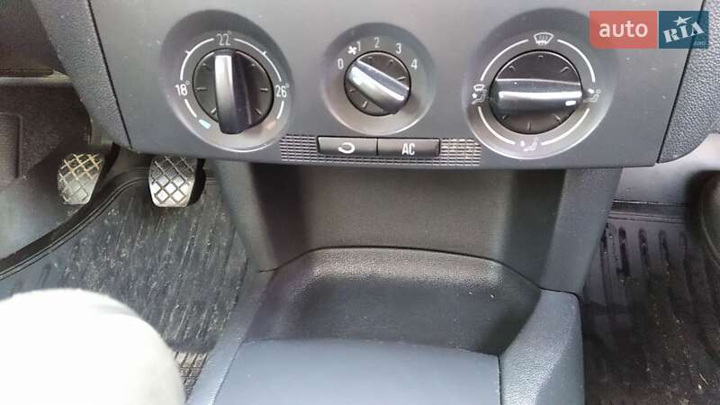 Універсал Skoda Fabia 2006 в Чернігові фото 38 Універсал Skoda Fabia 2006 в Чернігові