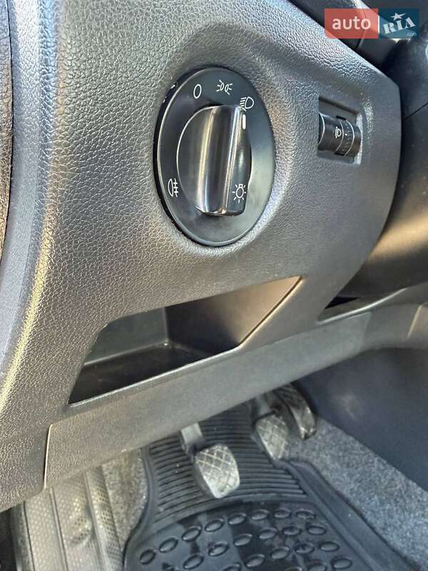 Хетчбек Skoda Fabia 2008 в Самборі