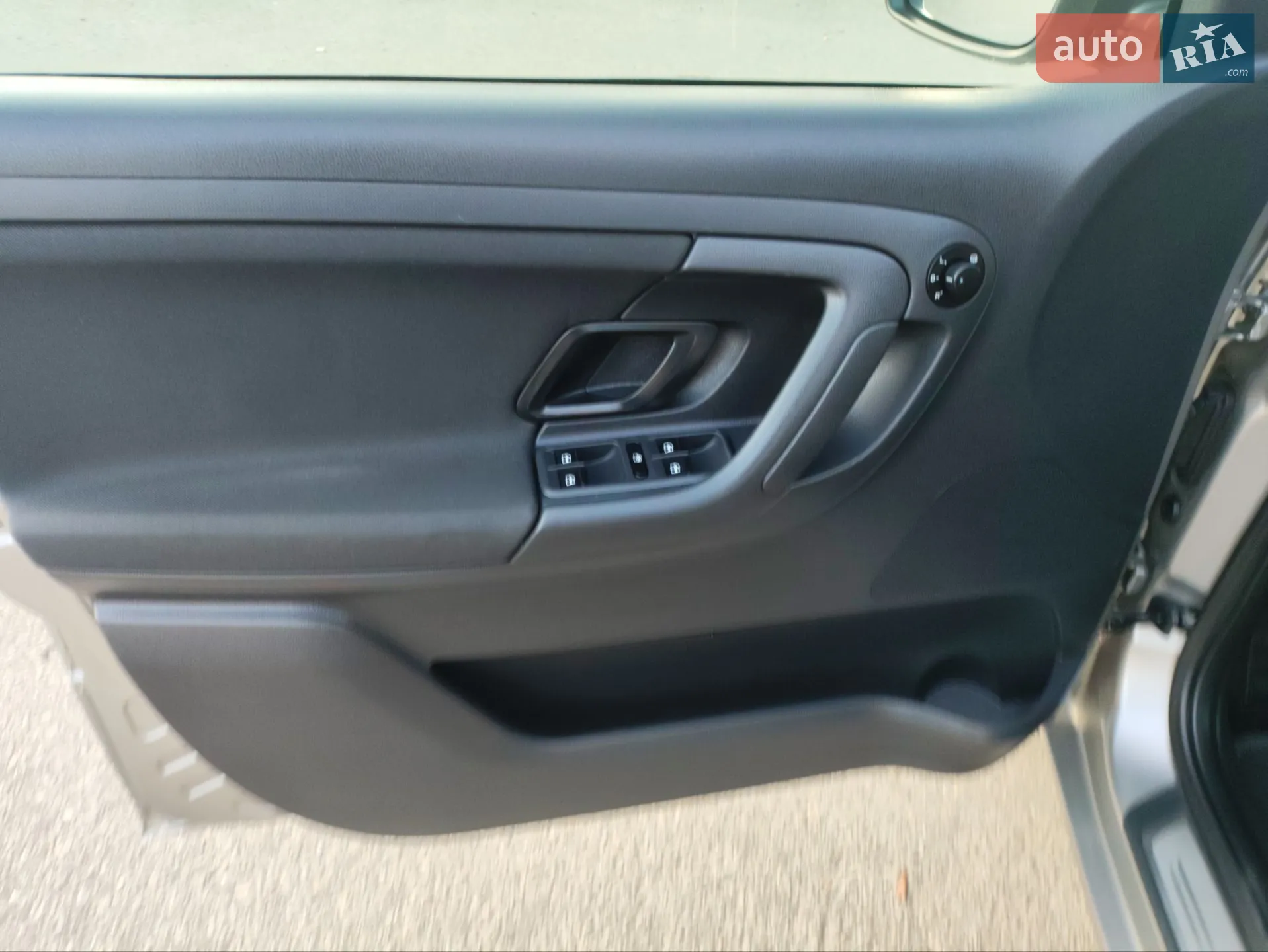 2012 Skoda Fabia - мініатюра 9