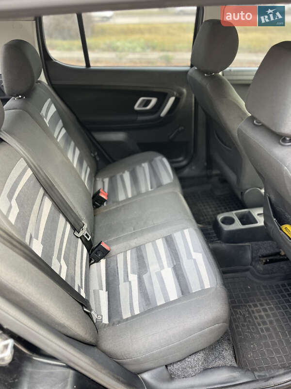 Хэтчбек Skoda Fabia 2008 в Ромнах фото 11 Хэтчбек Skoda Fabia 2008 в Ромнах