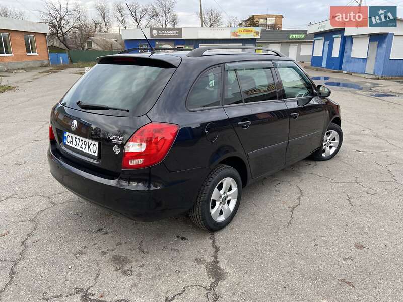 Универсал Skoda Fabia 2009 в Корсуне-Шевченковском