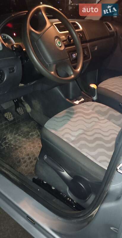 Хэтчбек Skoda Fabia 2009 в Киеве