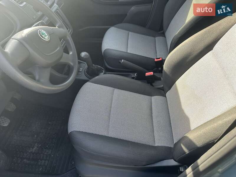 Хэтчбек Skoda Fabia 2011 в Киеве фото 9 Хэтчбек Skoda Fabia 2011 в Киеве