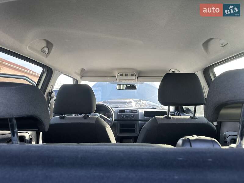 Хэтчбек Skoda Fabia 2011 в Киеве фото 15 Хэтчбек Skoda Fabia 2011 в Киеве