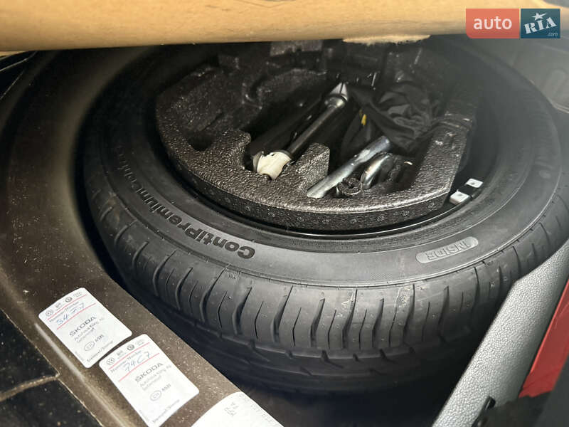 Хэтчбек Skoda Fabia 2011 в Луцке фото 45 Хэтчбек Skoda Fabia 2011 в Луцке