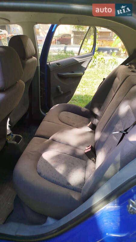 Хетчбек Skoda Fabia 2002 в Харкові