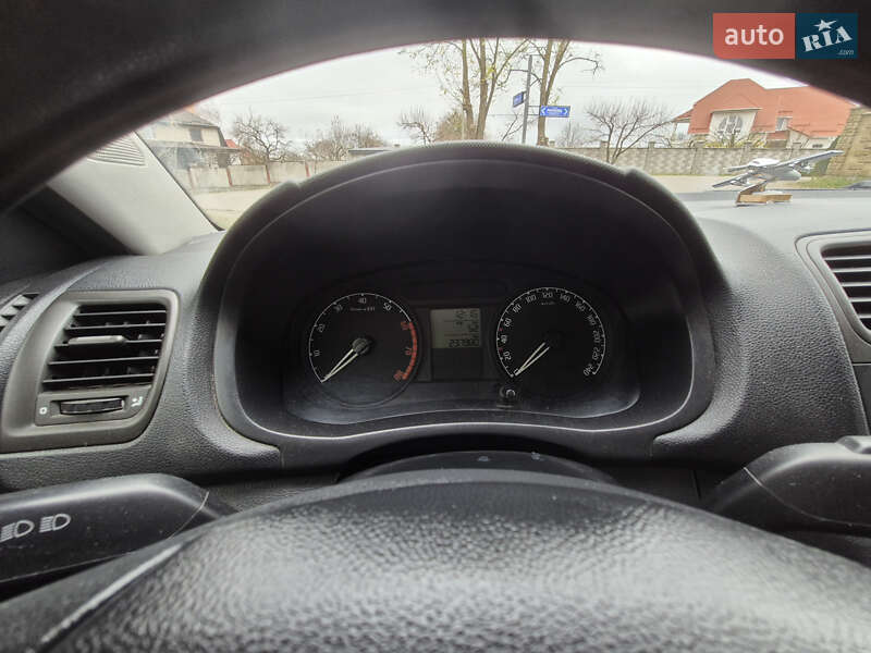 Хетчбек Skoda Fabia 2008 в Рівному фото 3 Хетчбек Skoda Fabia 2008 в Рівному