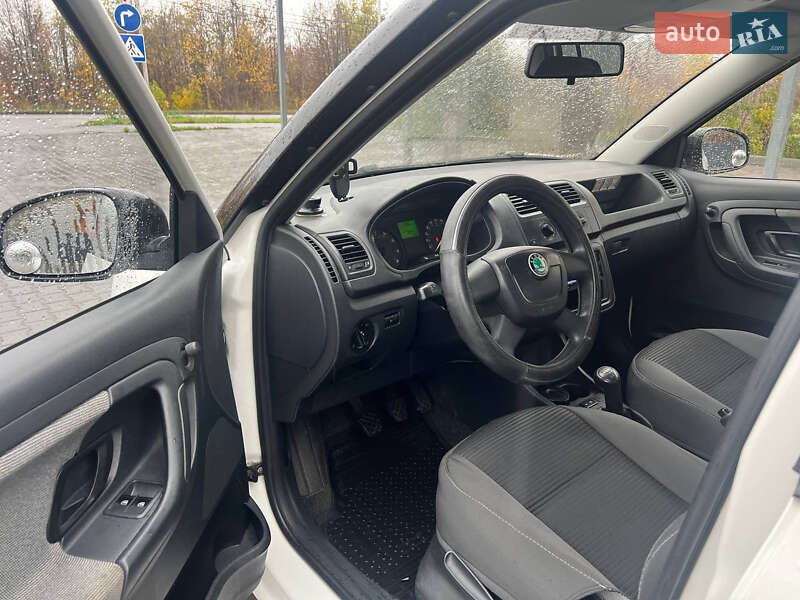 Хэтчбек Skoda Fabia 2012 в Полтаве