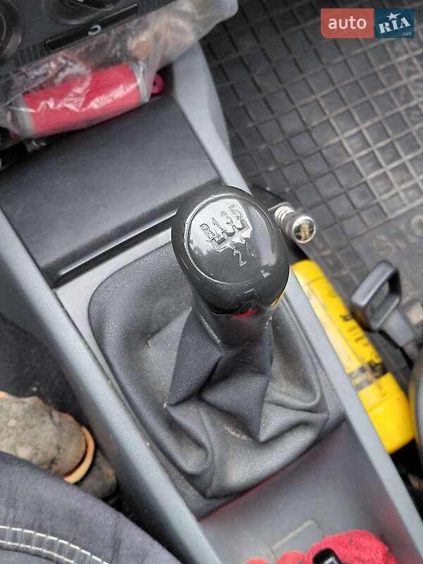 Универсал Skoda Fabia 2002 в Ивано-Франковске фото 7 Универсал Skoda Fabia 2002 в Ивано-Франковске