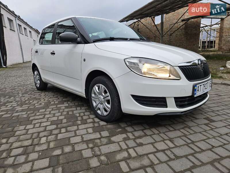 Хэтчбек Skoda Fabia 2014 в Ивано-Франковске