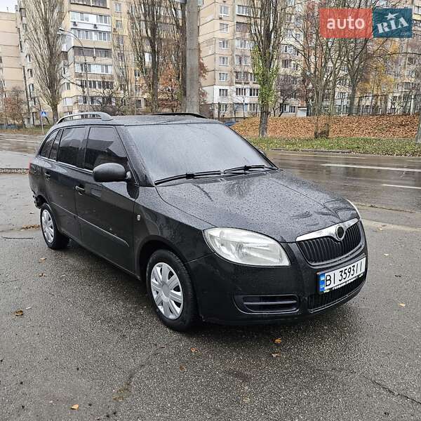 Универсал Skoda Fabia 2009 в Киеве фото 12 Универсал Skoda Fabia 2009 в Киеве