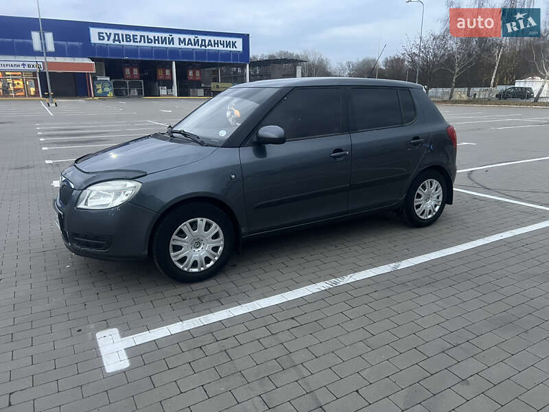 Хэтчбек Skoda Fabia 2007 в Сумах фото Хэтчбек Skoda Fabia 2007 в Сумах