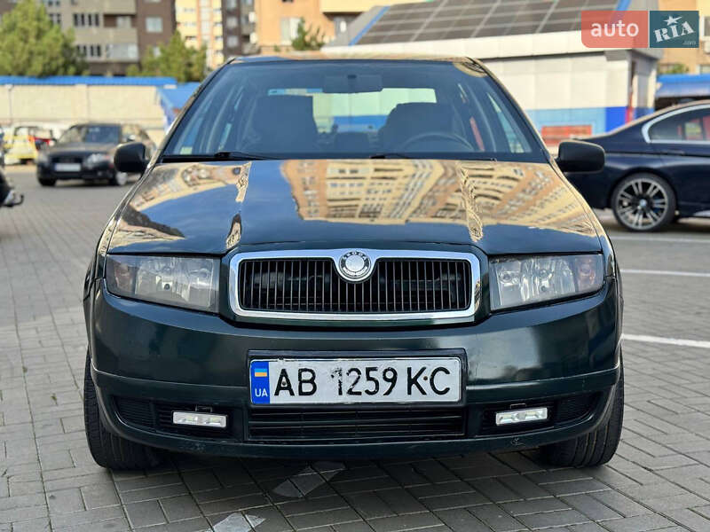 Седан Skoda Fabia 2004 в Одессе