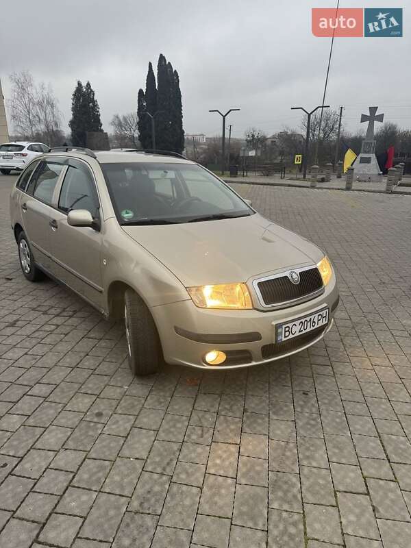 Универсал Skoda Fabia 2004 в Львове фото 2 Универсал Skoda Fabia 2004 в Львове