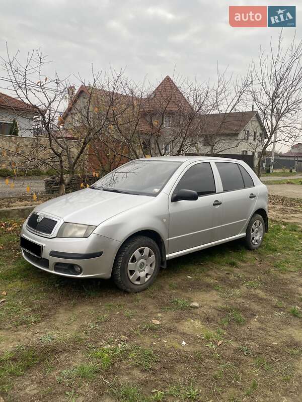 Хэтчбек Skoda Fabia 2006 в Ужгороде
