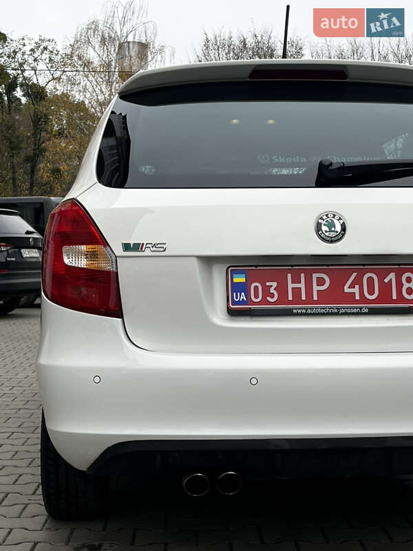 Универсал Skoda Fabia 2011 в Луцке