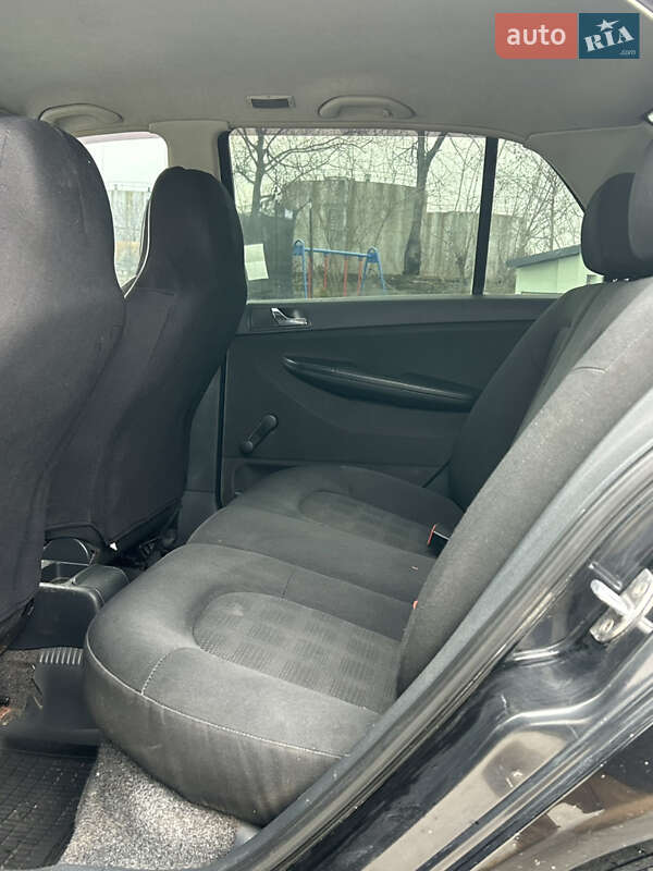 Седан Skoda Fabia 2004 в Вапнярке