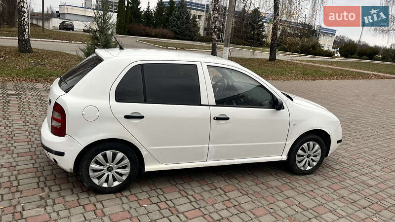 Хэтчбек Skoda Fabia 2000 в Полтаве