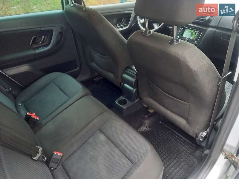 Універсал Skoda Fabia 2010 в Кам'янець-Подільському