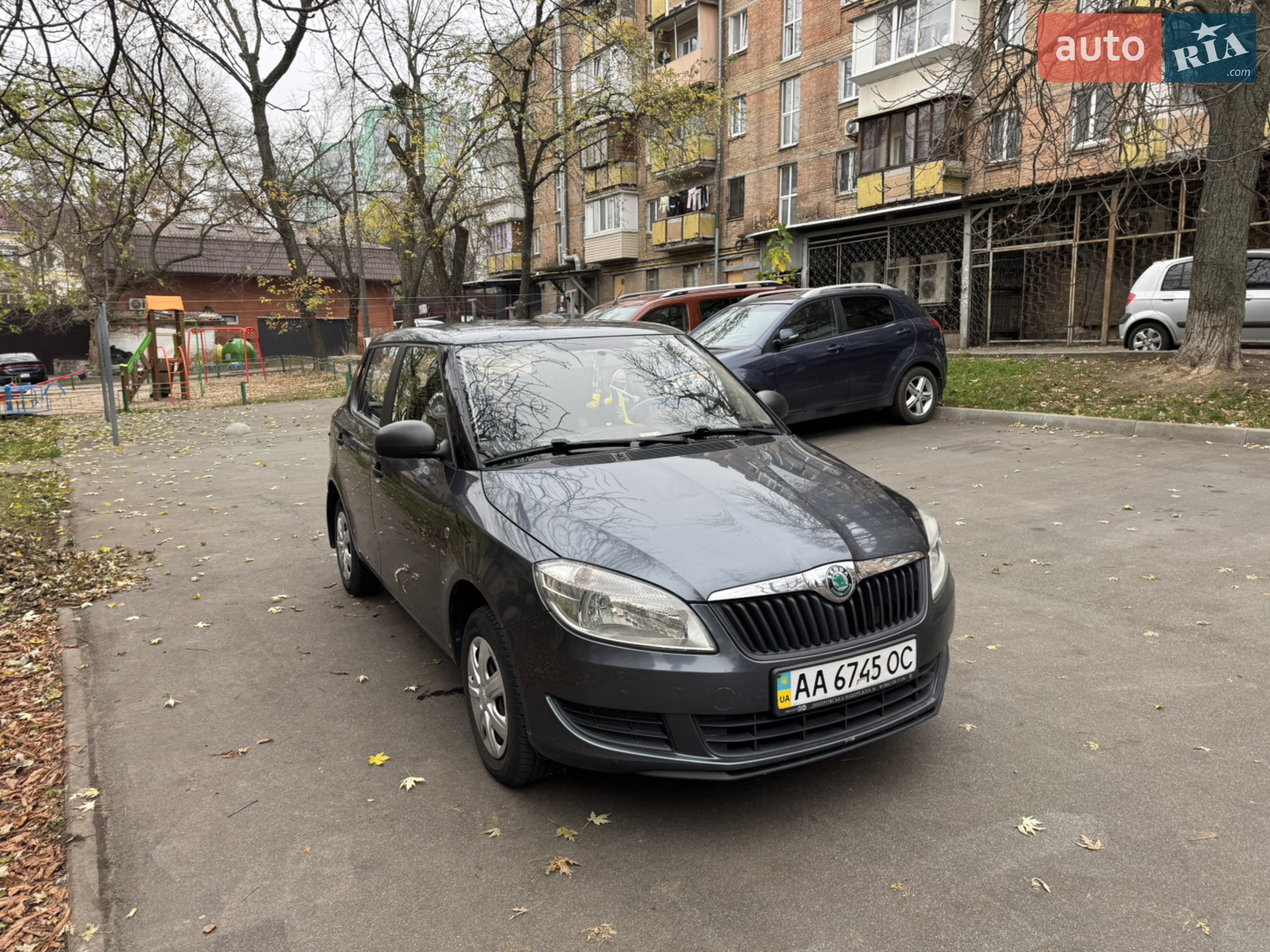 2011 Skoda Fabia - мініатюра 3