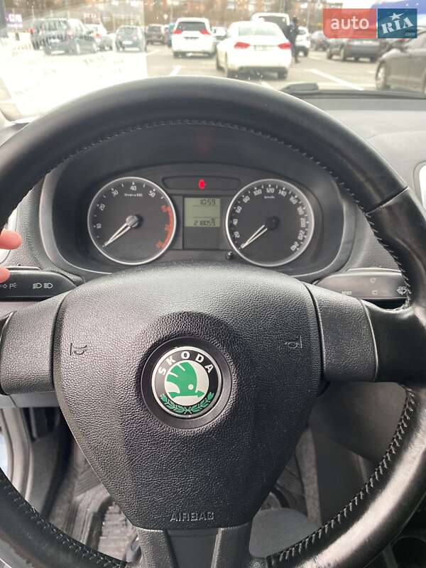 Универсал Skoda Fabia 2008 в Умани
