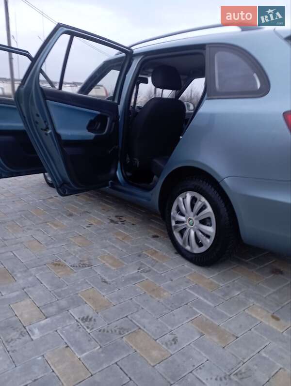 Универсал Skoda Fabia 2008 в Гайсине