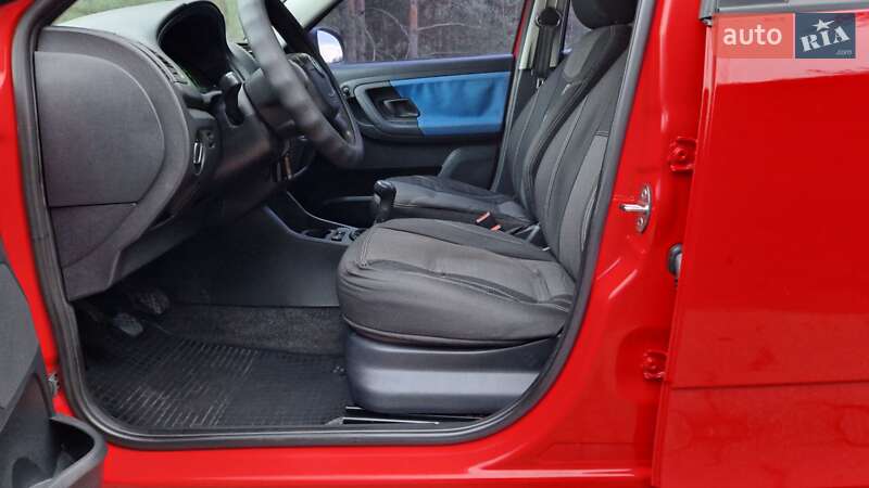 Хэтчбек Skoda Fabia 2009 в Кременчуге фото 13 Хэтчбек Skoda Fabia 2009 в Кременчуге