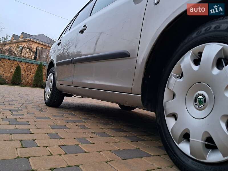 Универсал Skoda Fabia 2009 в Могилев-Подольске