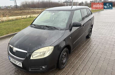 Универсал Skoda Fabia 2009 в Городке