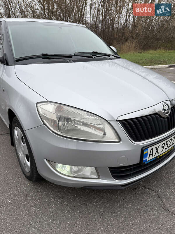 Універсал Skoda Fabia 2015 в Новій Водолагі