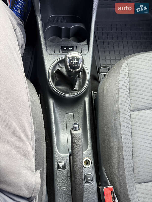 Універсал Skoda Fabia 2015 в Новій Водолагі